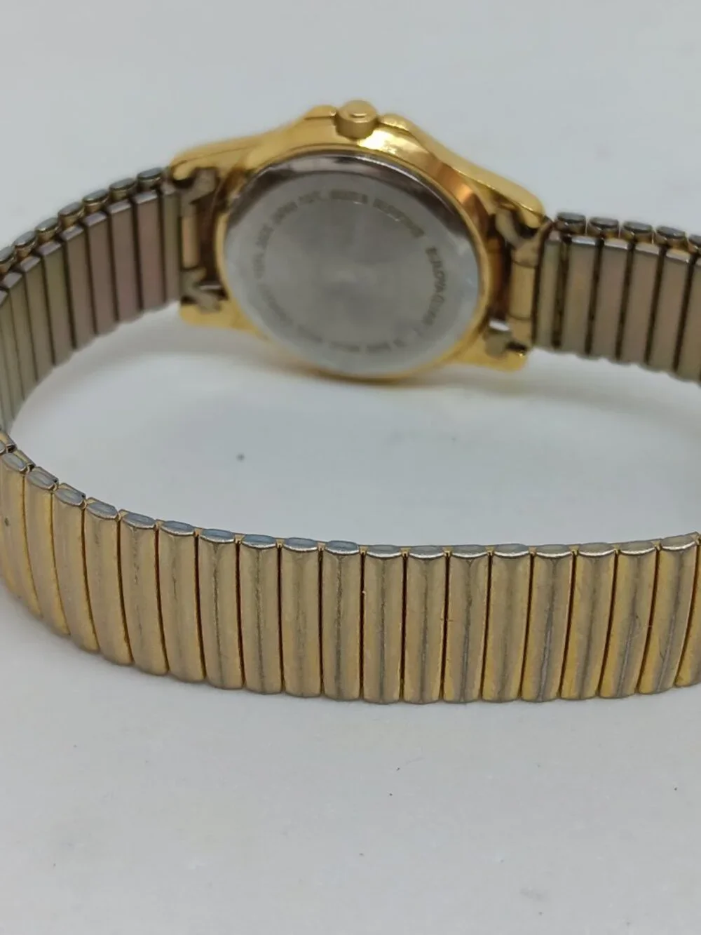 VINTAGE 1998 Bulova 97M39 Women's 24mm Gold Tone Japanese Quartz Watch NEW BATT